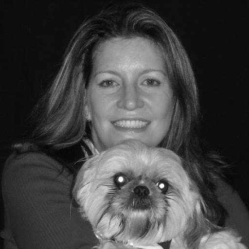 Julie Strong Photo 33
