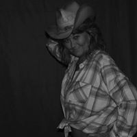 Connie Banks Photo 12