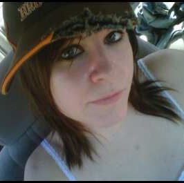 Stephanie Kemp Photo 7