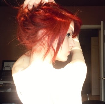 Sarah Vega Photo 13