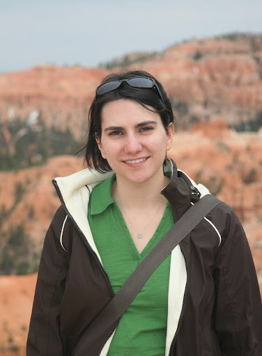 Caroline Wallace Photo 11