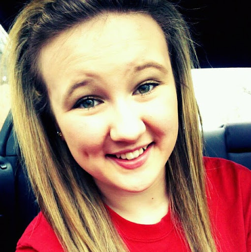 Samantha Burris Photo 26