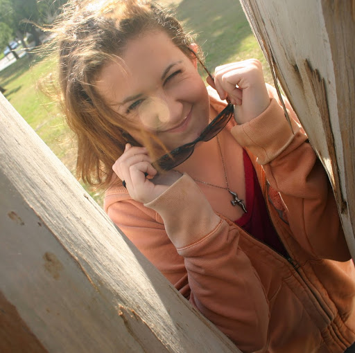 Rachel Diamond Photo 15