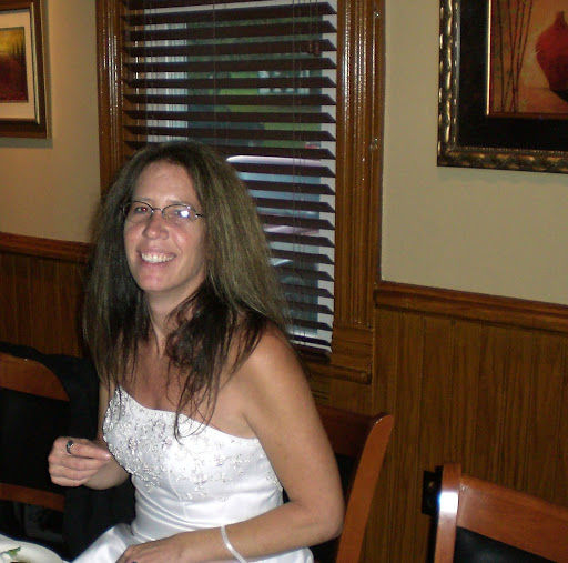 Laura Davidson Photo 39