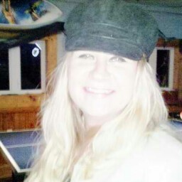 Amy Murphy Photo 30