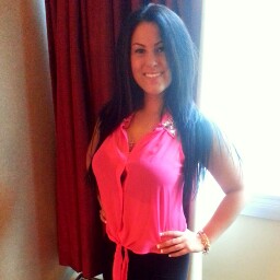 Kayla Robinson Photo 13