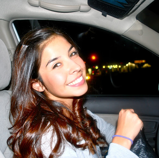 Jessica Mills Photo 49