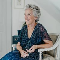 Mary Banks Photo 9