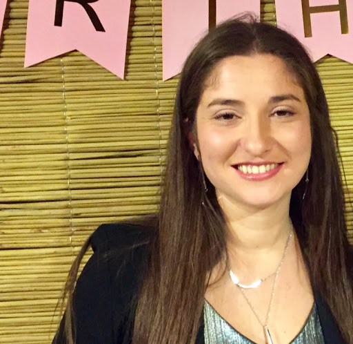 Debora Fernandez Photo 20