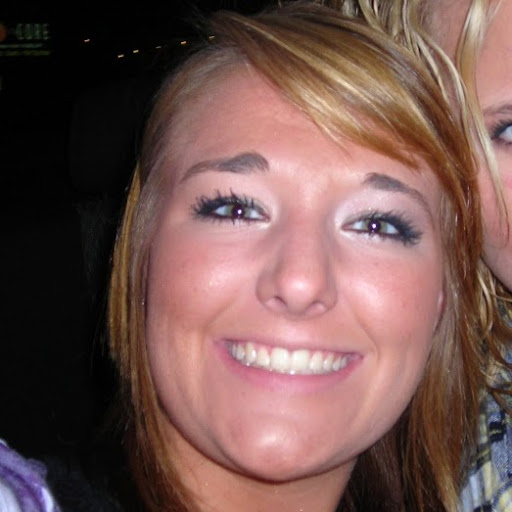 Ashley Farley Photo 14