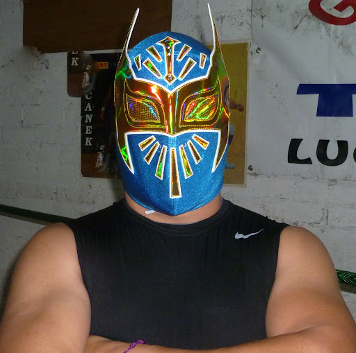 Guillermo Hernandez Photo 49