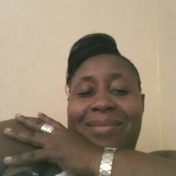 Annette Roberts Photo 21