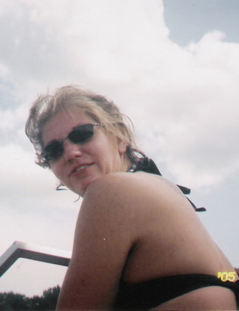 Jennifer Gibbons Photo 13