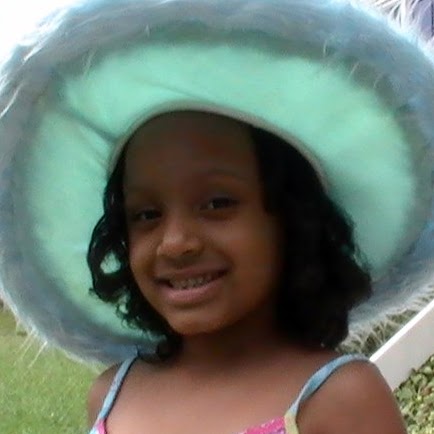 Debra Lopez Photo 9