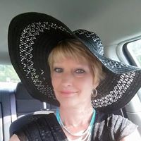 Renee Wells Photo 30
