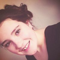 Elizabeth Hurst Photo 29