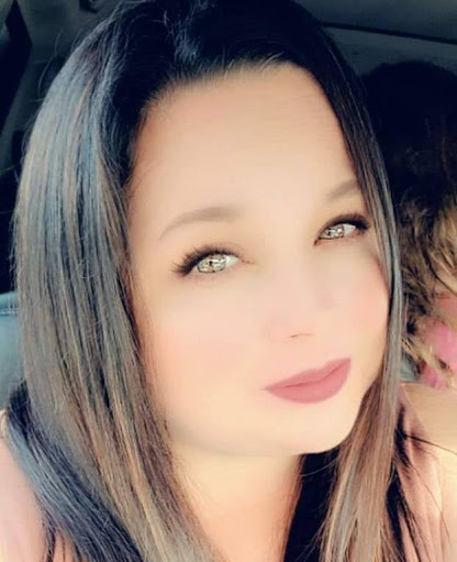 Michelle Parker Photo 16