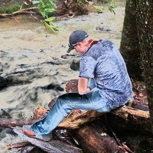 Jonathan Crowder Photo 27