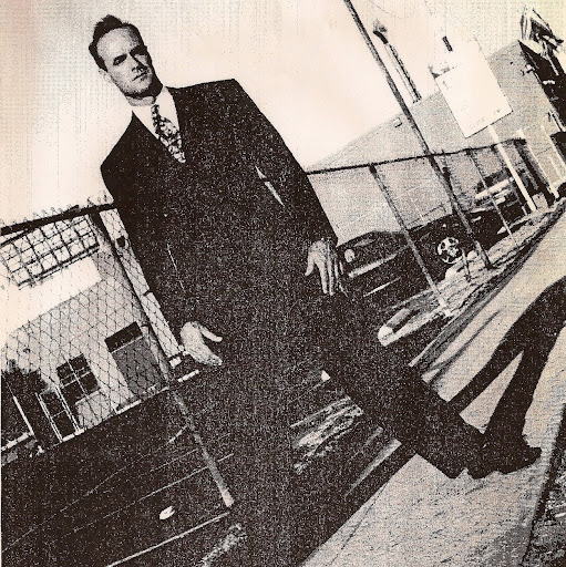 Richard Shelton Photo 21