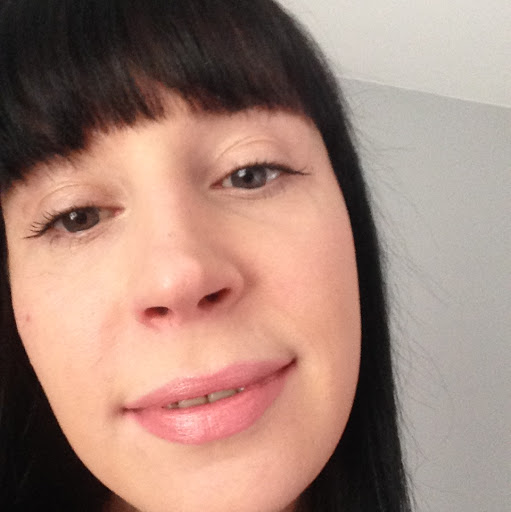 Georgina Phillips Photo 35