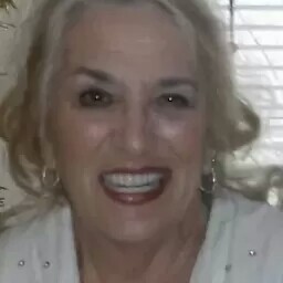 Pamela Mills Photo 10
