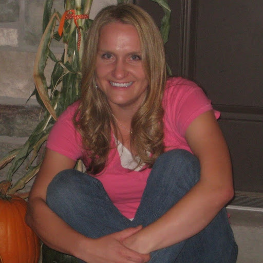 Jennifer Fails Photo 2