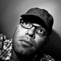 Eric Vaughn Photo 33
