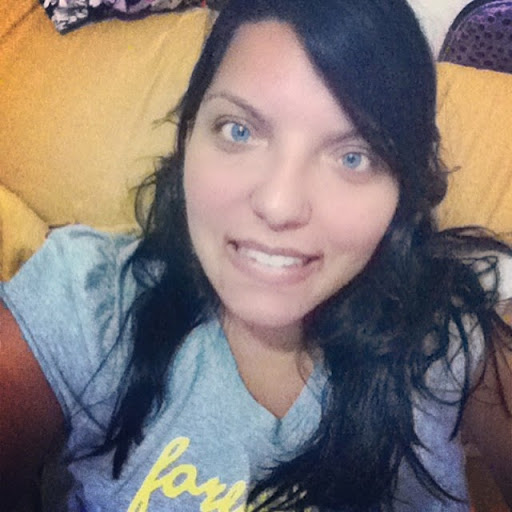 Julia Cardoso Photo 26