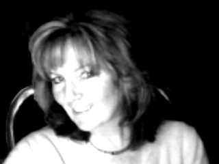 Lorraine Martin Photo 32