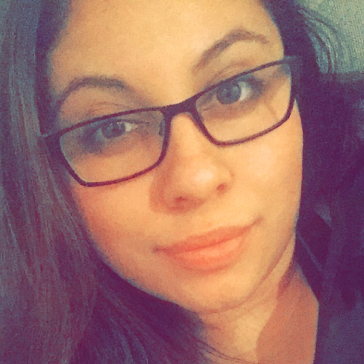 Claudia Vigil Photo 20
