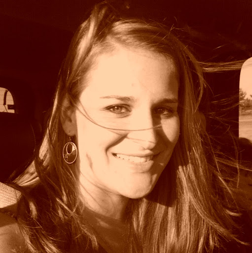 Angela Emmons Photo 25