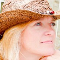Deborah Mackenzie Photo 31