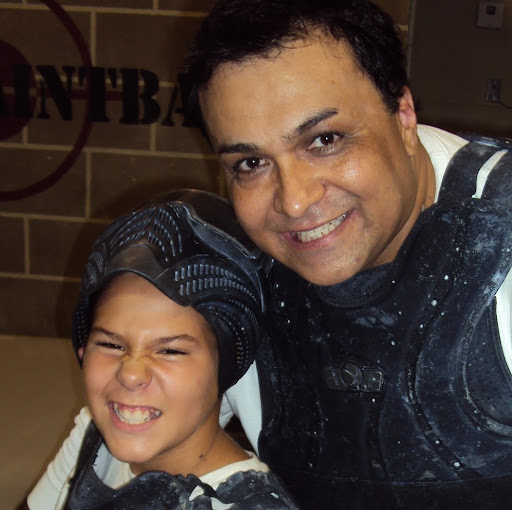 Ruben Robles Photo 32
