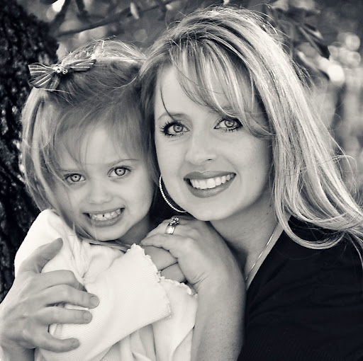 Amber Mullins Photo 15