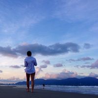 Huyen Vu Photo 14
