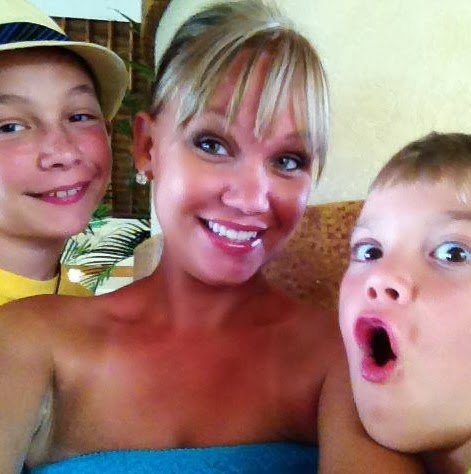 Sarah Spradlin Photo 33