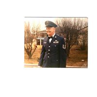 Ralph Wells Photo 28