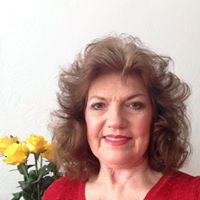 Linda Singleton Photo 34