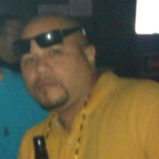 Robert Zamora Photo 37
