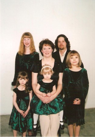 Kimberly Holland Photo 25