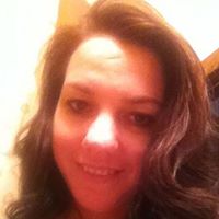 Vicki Lindstrom Photo 9