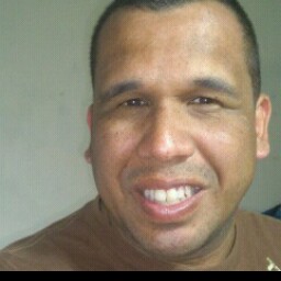 Alejandro Escobar Photo 39