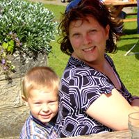 Joanne Carter Photo 34