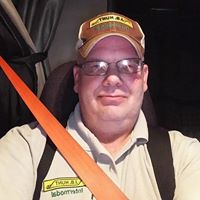 Jeremy Larson Photo 42