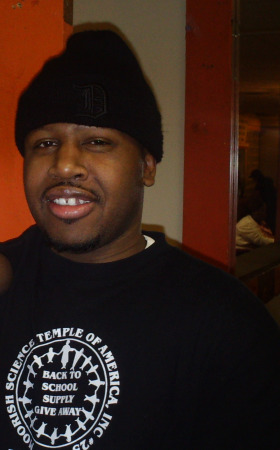 Anthony Moore Photo 44