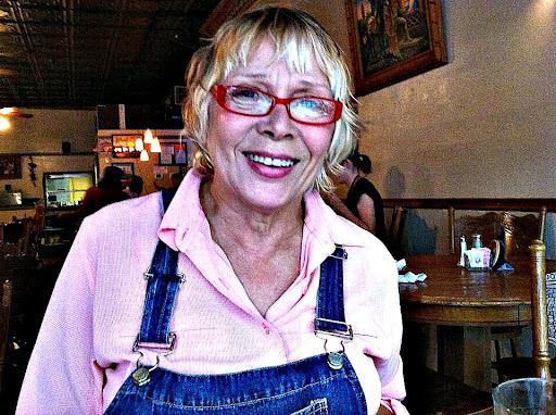 Susan Shelton Photo 18