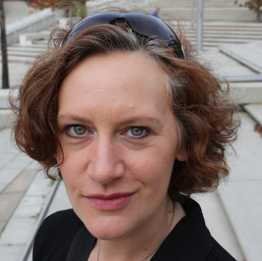 Barbara Mayer Photo 7