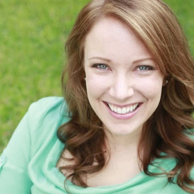 Rachelle Lucas Photo 11