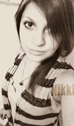 Nichole Lee Photo 6