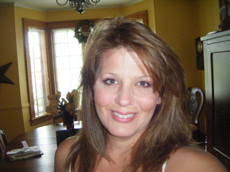 Janet Sutherland Photo 14